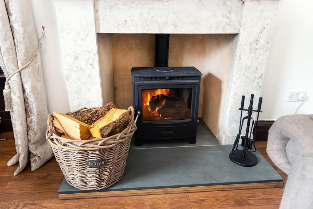 Cosy 200 Year Old Listed Cottage Near To St Andrews Markinch Extérieur photo